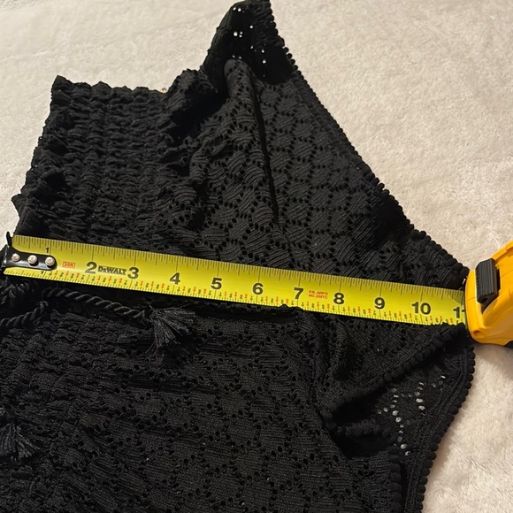 BNWOT Black Lace Coverup Shorts by Roxy .. No Size Measurements in Pics - Picture 8 of 10